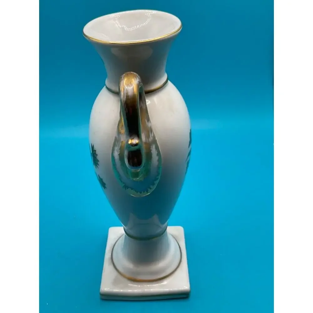 Vintage‎ Trophy Dual-Handle Porcelain Vase  6